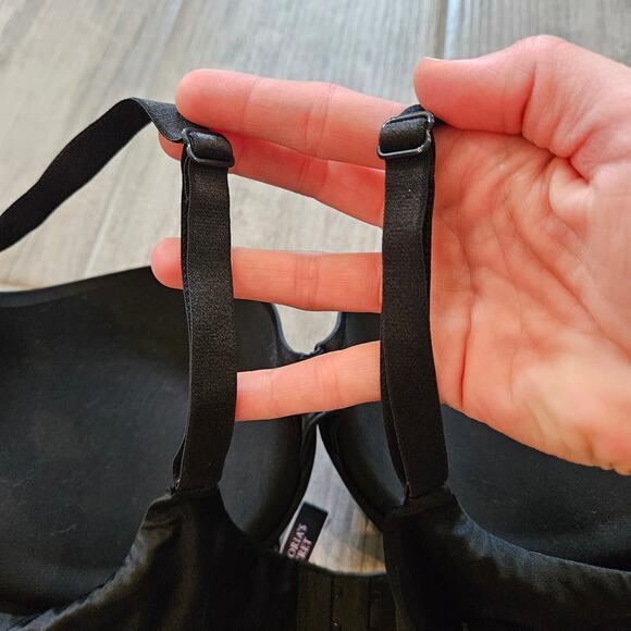 Victorias Secret Very Sexy Push Up Bra Women 34D Black Lace Underwire Date Night - Picture 5 of 10